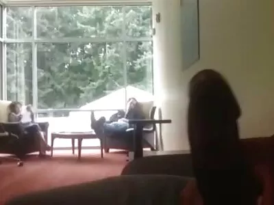 Piccole ragazze adolescenti video amatoriale italiani porno si godono il loro primissimo FFM