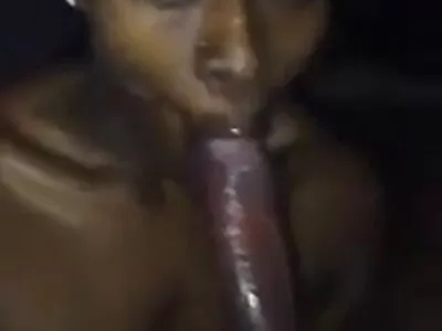 La puttana bruna Carry Cherry ha una sessione you porn video amatoriali italiani di scopata seducente